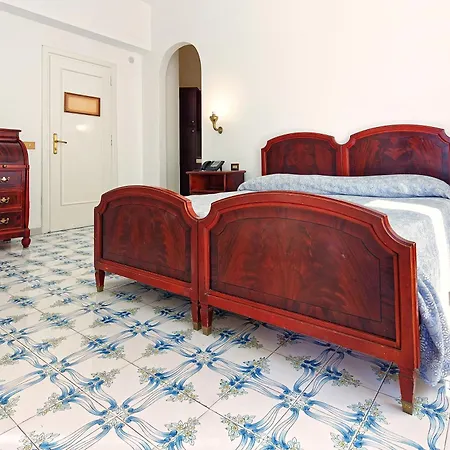 Aparthotel Parco Smeraldo 4*