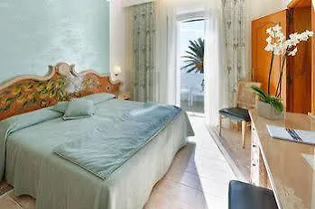 Apartahotel Parco Smeraldo Barano dʼIschia