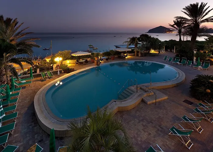 Parco Smeraldo 4* Barano dʼIschia